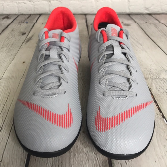 Nike Mercurial Vapor 12 Soccer Cleats AH7378-060 - Picture 2 of 8